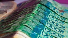 Казахстанцы отправили в Россию и Китай 20 миллиардов тенге за месяц
