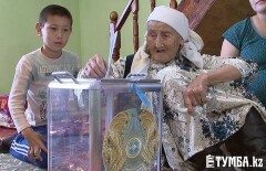 В Мангистауской области проголосовала 105-летняя жительница