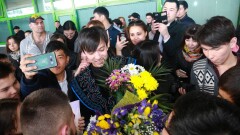 Димаша Кудайбергена встретили в аэропорту Астаны