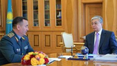Токаев поручил главе Генштаба ВС усилить работу по анализу возможных военных угроз