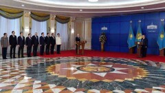 Высокопоставленные госслужащие принесли присягу Президенту в Акорде