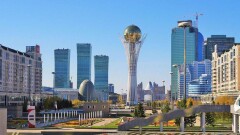 На "Байтереке" установили стёкла, способные выдержать морозы и ветер Астаны
