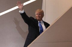 Скандальный республиканец Дональд Трамп официально стал кандидатом в президенты США
