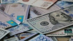 На 1,8 трлн тенге вырос госдолг Казахстана из-за ослабления тенге и дефицита бюджета 
