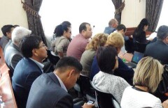 Адвокатов "по делу Ахметова" обеспечили удобными стульями 