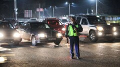 В закрытый на карантин Алматы за сутки въехало 1600 машин, выехало 1400. Все на законных основаниях