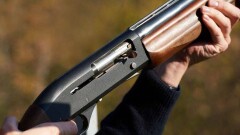 В центре Алматы в полицейского стреляли из окна квартиры