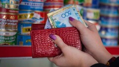Почему нянечки в детских садах получают по 25 000 тенге, выясняли в маслихате Астаны
