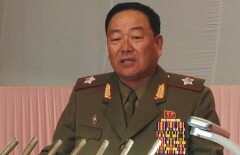 Министра обороны КНДР расстреляли за сон в присутствии Ким Чен Ына