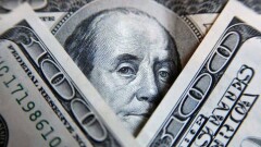 Курс доллара на выходные: 334,4 тенге за доллар