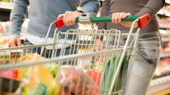 Казахстанцы тратят на продукты, как жители Нигерии и Камеруна
