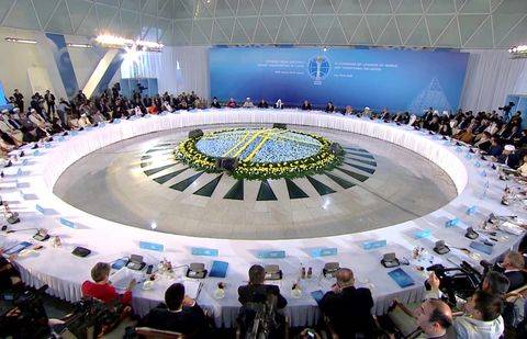 Фото с сайта kinder-surprise-video.ru