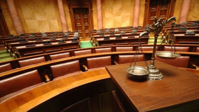 Суд Темиртау принял решение выдворить директора по персоналу АМТ из Казахстана