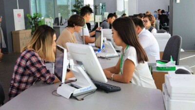 В Нур-Султане и Атырауской области продлили время работы ЦОНов до 20.00