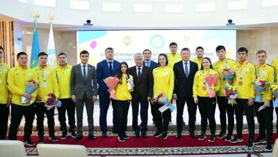 Призёрам III Юношеских Олимпийских игр вручили денежные премии в Астане