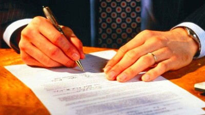 Чиновников законодательно обяжут подавать в отставку после коррупционных проступков подчинённых 
