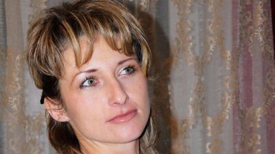 В Карагандинской области мать троих детей приговорили к году тюрьмы за превышение самообороны