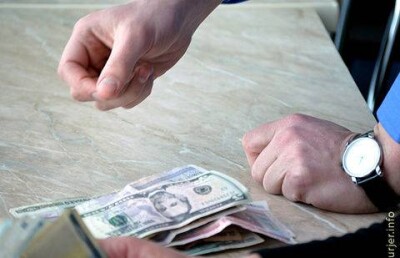 В Таджикистане будут сажать в тюрьму за продажу валюты
