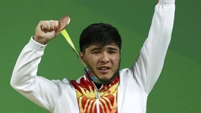 Кыргызстанского штангиста лишили бронзовой медали из-за допинга