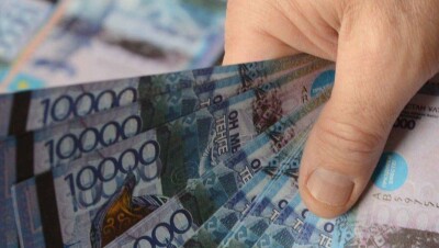 С арестованного счёта в Bank RBK мошенники сняли полмиллиарда тенге