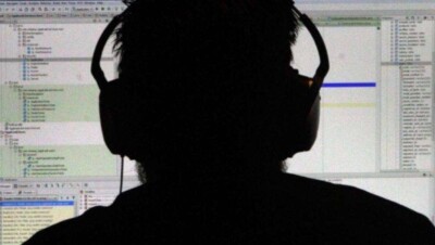 Президент Армении наделил полицию правом прослушивать телефоны граждан