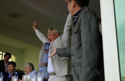 Жители Семея объявили фотоохоту на своего акима