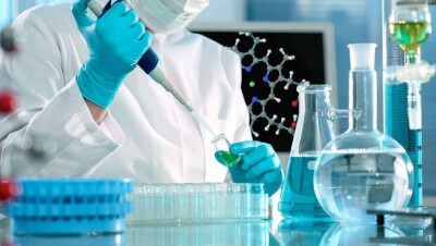 В Алматы пункт ПЦР-тестирования возле Нурлы Тау работает для пеших лиц, водителей принимают на Халык Арене