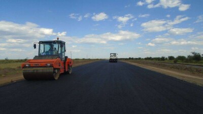 Депутат Мамраев объяснил, почему в Казахстане строят некачественные дороги