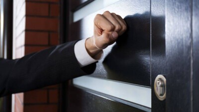 Коллекторам запретят беспокоить должников ночью, в выходные и по праздникам