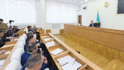 В ВКО сельских акимов учат правильно расходовать бюджетные деньги 