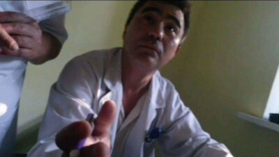 Пьяного врача-офтальмолога уволили с работы в Алматы