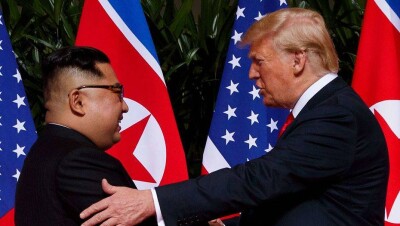 Как прошла первая в истории встреча Ким Чен Ына и Дональда Трампа