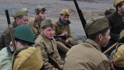 В Караганде показали военно-историческую реконструкцию боя на Курской дуге