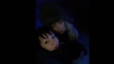 После вызывающего видео у акимата две павлодарки отправились чистить снег