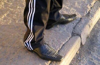 В ЮКО абонента в трико не впустили к энергетикам