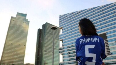 Фанатка "Астаны" посвятила серию графических портретов любимому ФК