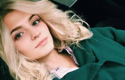 Весёлую студентку, показавшую язык за спиной Назарбаева, вызвали в "Нур Отан"