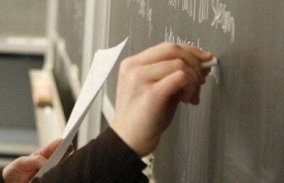 В школе Астаны работал психически больной учитель