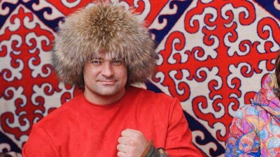 Казахстанский палуан установил силовой рекорд Гиннесса