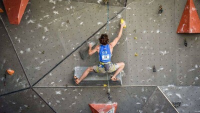 Казахстанский скалолаз Ришат Хайбуллин выиграл бронзовую медаль на чемпионате мира