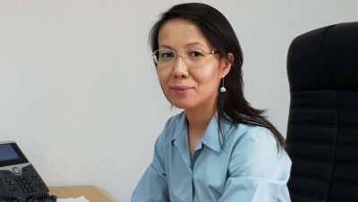 Зампред Нацбанка: Спрос на валюту, связанный с отпусками, будет меньше, но риск давления на тенге сохраняется