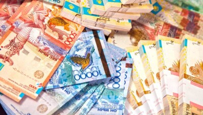 Тройку лучших систем денежных переводов определили казахстанцы 