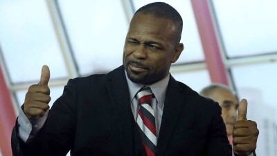 Сварщик из Шымкента пригласил боксёра Роя Джонса в свой город