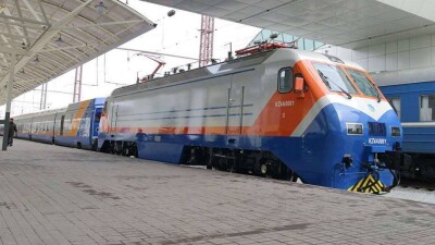 Билеты на поезда подорожали перед праздниками. В КТЖ говорят, что это нормально