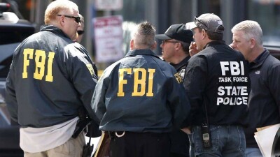 Шатдаун в США: у агентов ФБР нет денег на информаторов и бумаги для принтеров