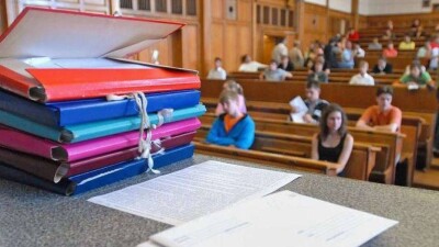 В "Атамекене" назвали вузы, которые чаще всего становятся аутсайдерами рейтингов