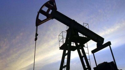 Цена нефти упала ниже 60 долларов