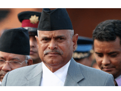 Президент Непала ночевал в палатке из-за афтершоков