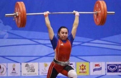 Казахстанскую штангистку пожизненно дисквалифицировали из-за допинга