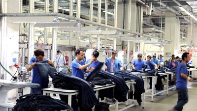 ООН просит землян не покупать новые джинсы, не доносив старые
